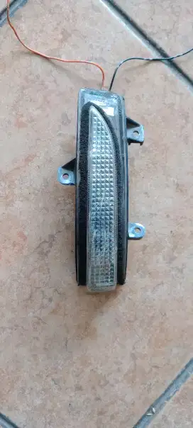 Lampu sein spion agya trd sportivo bagian kiri