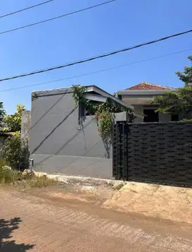 Rumah ASRI NYAMAN LT 350m2 SETU bekasi