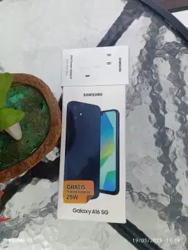 HP SAMSUNG DENGAN PENYIMPANAN YANG BESAR