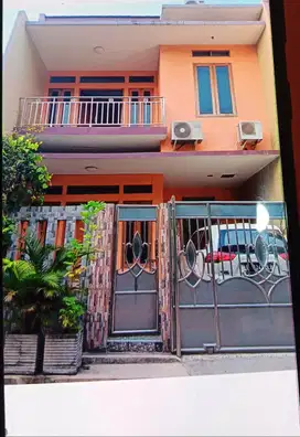DIJUAL RUMAH TINGGAL 2 Lantai, Bencongan, Tangerang (dalam Cluster )