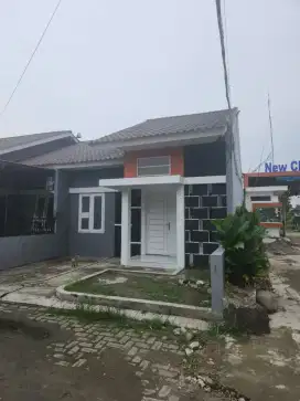 DISEWAKAN dikontrakan rumah di Perumahan Citra Raya Menteng Kota Medan
