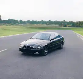 BMW E39 520i 2003 | M5 Looks | Rare |