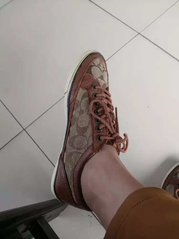 Sneakers coach aunthentic