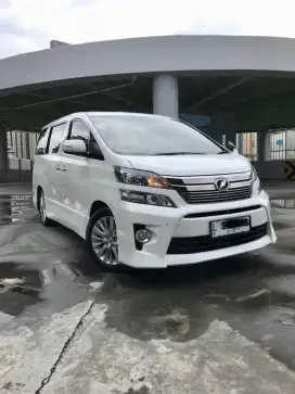 Toyota Vellfire ZG Audioless Th 2013 White Tangan Ke 1 Mulus Sekali!!