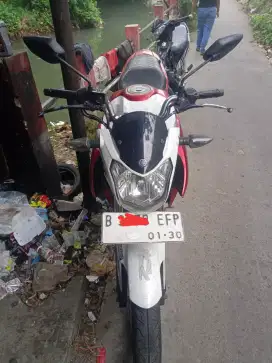 Di Jual Motor Vixion 2015 surat lengkap pajak hidup panjang