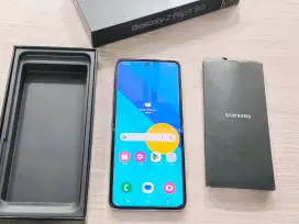 Samsung Z Flip 3 5g 8/256 Fullset. OBRALLL!!