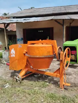 Jual Mixer Cor Beton AAA Mesin Dongfeng Mulus Siap Kerja