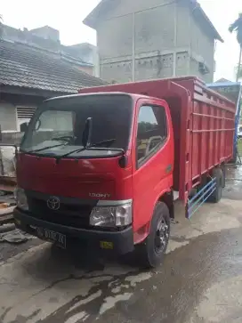 Dijual toyota vellfire tahun 2022