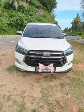Toyota Innova reborn Venturer 2017