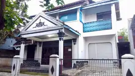 RUMAH 2 LANTAI DIKONTRAKKAN