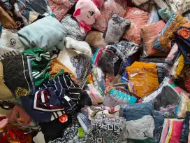 Jual Baju Hasil Tutup Toko