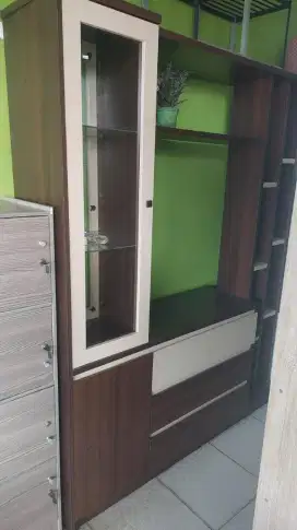 Lemari sekat tv
