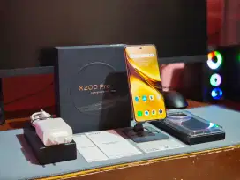 Vivo X200 Pro 12/512 fullset mulus resmi !!!
