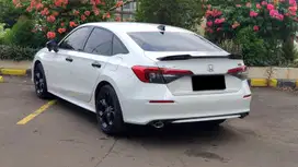 Honda Civic 2024 Bensin