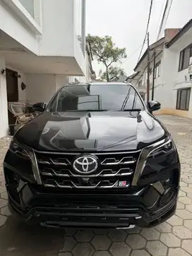 Toyota Fortuner 2023 Diesel