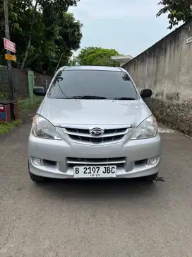 Daihatsu Xenia 2011 Bensin