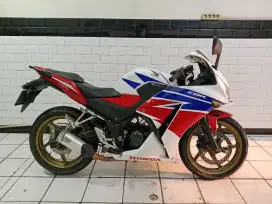 Cb150r tahun 2014 lengkap bagus mesin halus