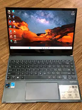 Asus Zenbook 13 Oled Core i7 Gen 11 RAM 16Gb SSD 1Tb Intel Evo Mulusss