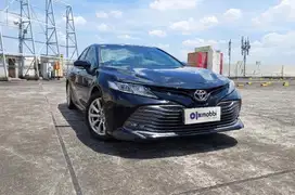 TDP 16JT Toyota Camry 2.5 V Bensin-AT Hitam 2019
