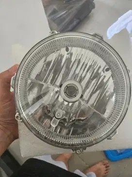 Lampu depan Kawasaki W175 ORI