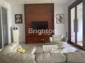 Jual Apartment APARTEMENT SLIPI - Jakarta Barat  3BR