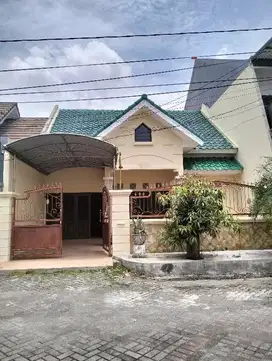 JUAL RUMAH PONDOK MUTIARA DI PUSAT KOTA SIDOARJO SELANGKAH KE EXIT TOL