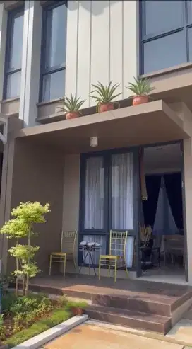 Rumah Rapi Siap Huni Bonus Furniahed di Kota Wisata Cibubur