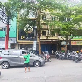 SEWA RUKO JL BOULEVARD - MALL PANAKUKANG