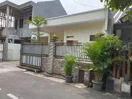 Jual Rumah murah sekali lingkungan nyaman serua permai ciater