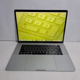 Macbook pro retina 15 inch 2019 core i7 ram 16gb ssd 256gb Dual vga