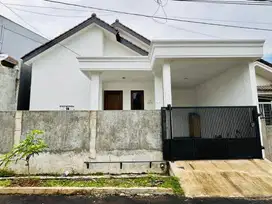 Jual Rumah siap huni lingkungan nyaman tanah luas Pamulang