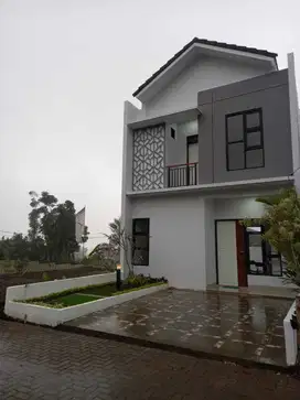 Rumah Villa Nyaman Sejuk Berkabut khas Bandung Barat di Padalarang