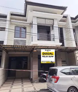 Jual Rumah 2 lt   Manyar Tirtoyoso Utara