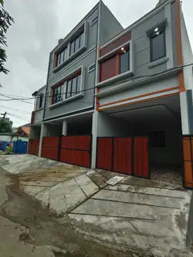 Di jual rumah cluster di percetakan negara  Jakarta pusat