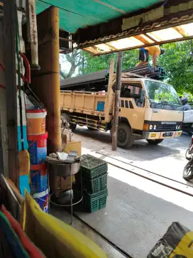 Cari kuli toko bangunan serabutan angkat angkat