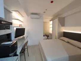 Sewa Apartemen Studio Mingguan Mahatta Tanjung Barat Full Furnished