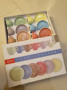 Satu set piring dan gelas 6 set Holand Bakery (ini BARU), barang lain