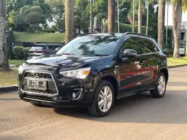 KM LOW! Mitsubishi Outlander PX AT Nik 2015 Hitam