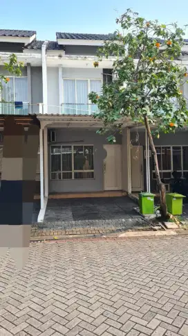 Dijual Murah Rumah Semi Furnished di Residence One - BSD City