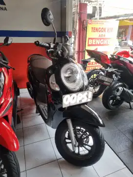 PROMO DP 500 RIBU SCOOPY PRESTIGE TAHUN 2022