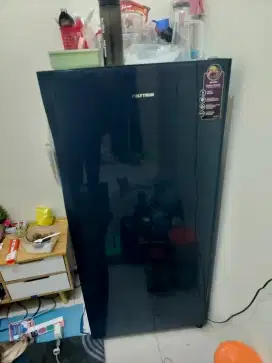 KULKAS POLYTRON 1 PINTU