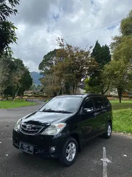 Xenia Xi Deluxe Bensin Manual 2011 Orisinil Full