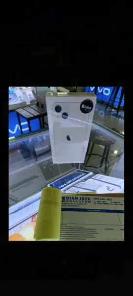 IPhone 13 128gb starlight putih garansi resmi tAm ibox GDN Blibli