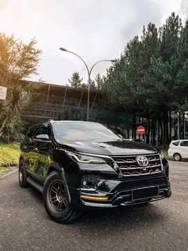 Toyota Fortuner 2.8 GRS 4x2 2022