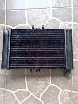 Radiator Honda cb400/ cbr400