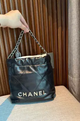 Chanel C22 Mini Handbag Black shiny Calfskin SHW