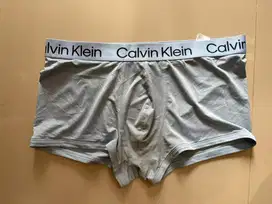celana dalam boxer Calvin Klein CK biru muda (M), karet aman