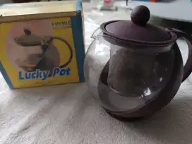 Teko kecil lengkap dengan saringan