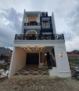 Jual Rumah Klasik Modern 3 Lantai Dalam Komplek Di Jagakarsa