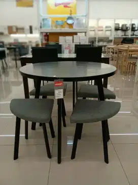 Obral meja makan minimalis
